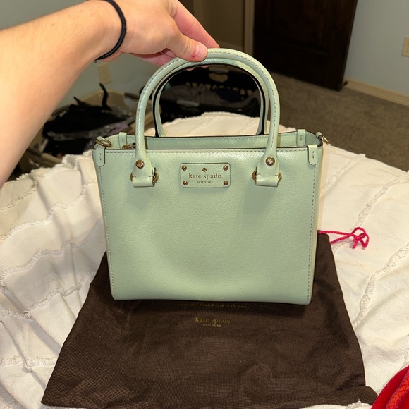 kate spade handbag! - Picture 2 of 4